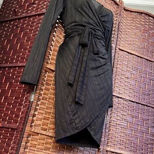 Chic Black Striped Long Sleeve Wrap Dress - S